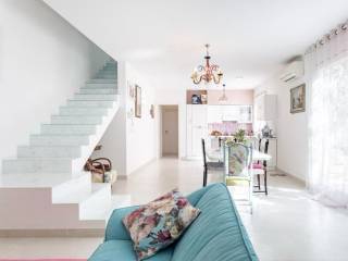 Villa in vendita a forlì via cerchia