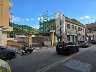 Garage in vendita a genova via piacenza, 259