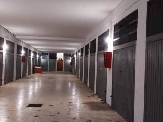 Garage in vendita a melendugno via dei platani