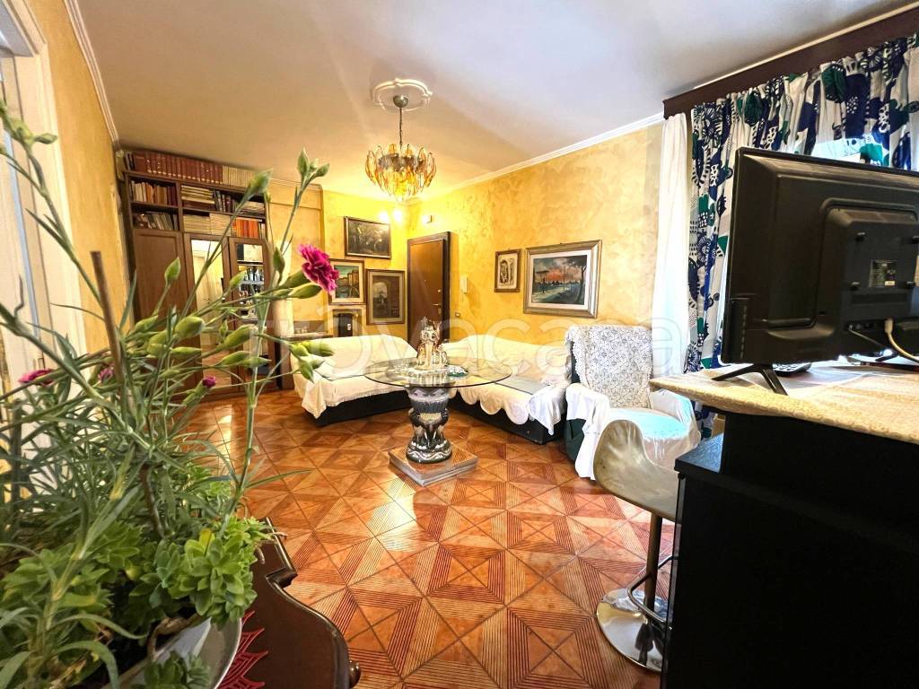 immagine annuncio 1 di 14