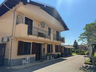 Casa indipendente in vendita a mezzomerico via dante alighieri