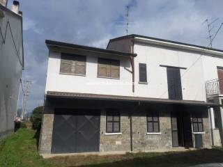 Casa indipendente in vendita a landriano 