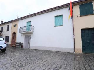 Casa indipendente in vendita a borghi 