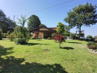 Casa indipendente in vendita a marliana 