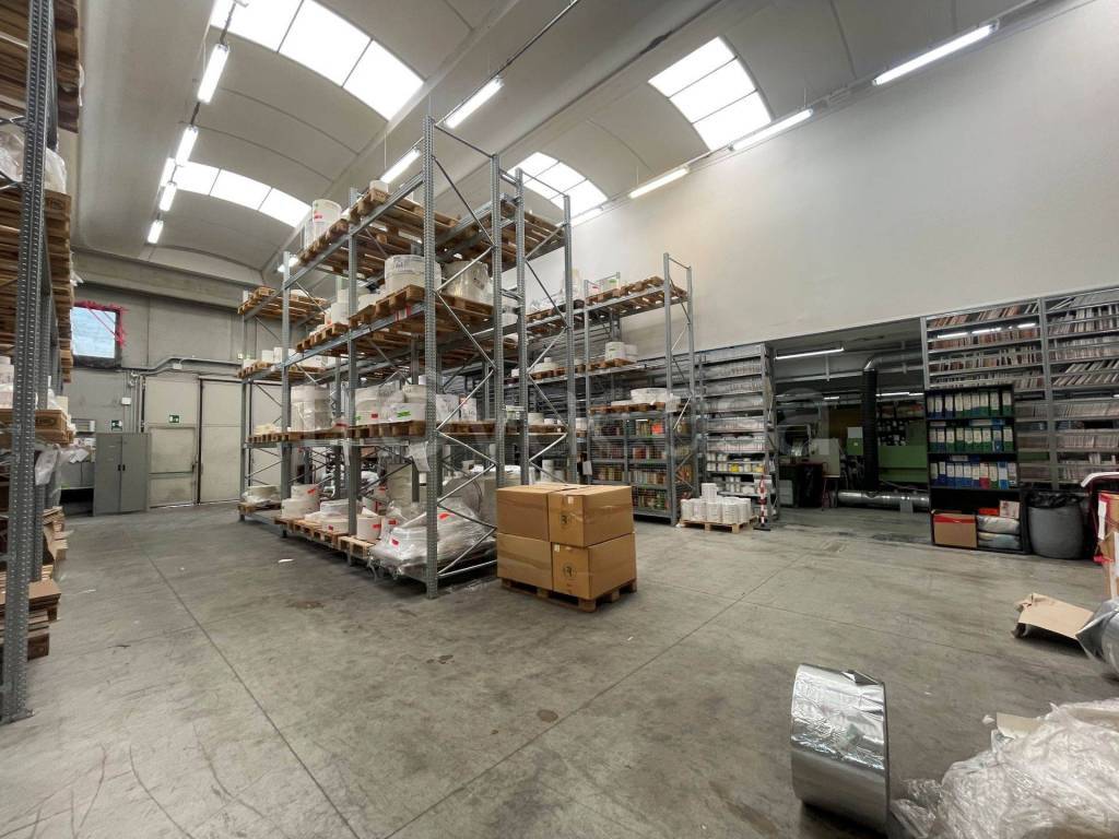 locale commerciale in affitto a Monteriggioni in zona Badesse