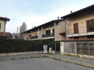 Appartamento all'asta a roncaro via peschiera, 3