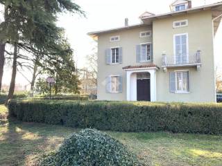 Villa in vendita a parma str. bassa nuova, 190