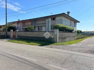 Villa bifamiliare in vendita a codroipo via lonca, 13