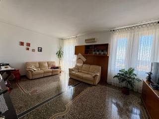Appartamento in vendita a genova via bordone, 1