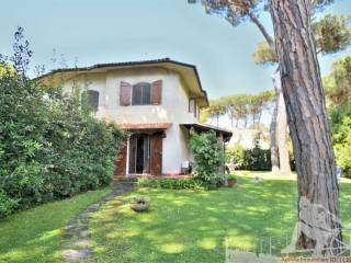 Villa in vendita a massa 
