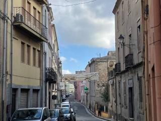 Casa indipendente in in vendita da privato a cuglieri corso umberto i, 81