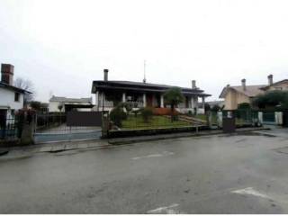 Casa indipendente all'asta a casale sul sile 