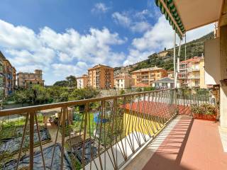 Appartamento in affitto a levanto 