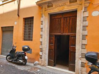 Magazzino in affitto a roma via della madonna dei monti, 24