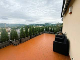Appartamento in vendita a firenze viale europa, 75