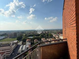 Appartamento in vendita ad alessandria corso acqui, 77