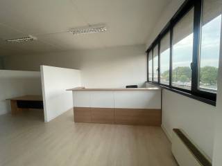 Ufficio in affitto a casalgrande via statale 467 142