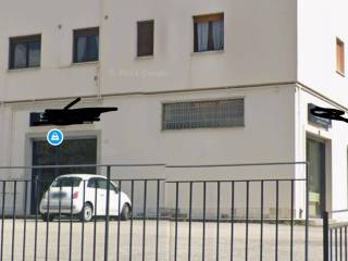 Articoli da regalo/casalinghi in in affitto da privato a l'aquila strada statale diciassette ovest, 34