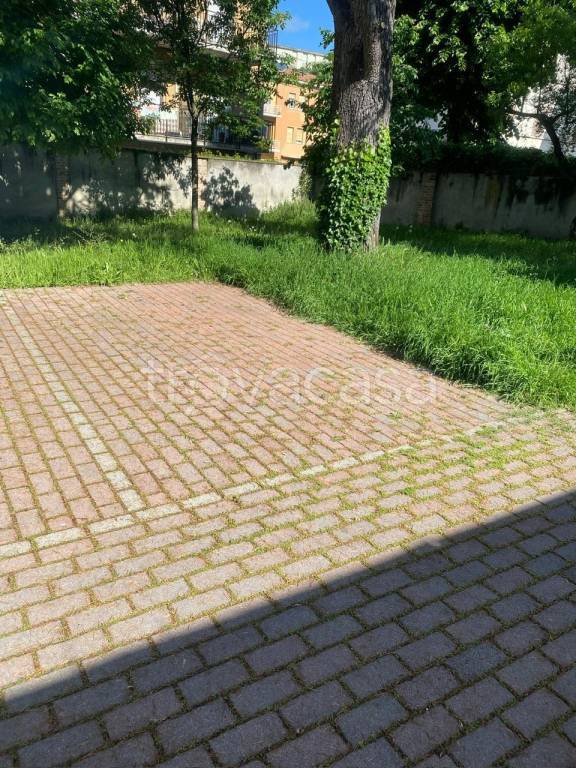 immagine annuncio 2 di 8