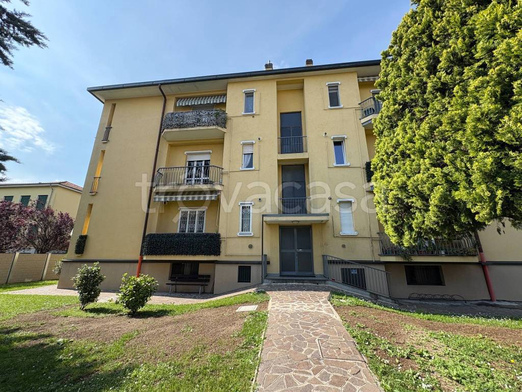 appartamento in vendita a Vanzago