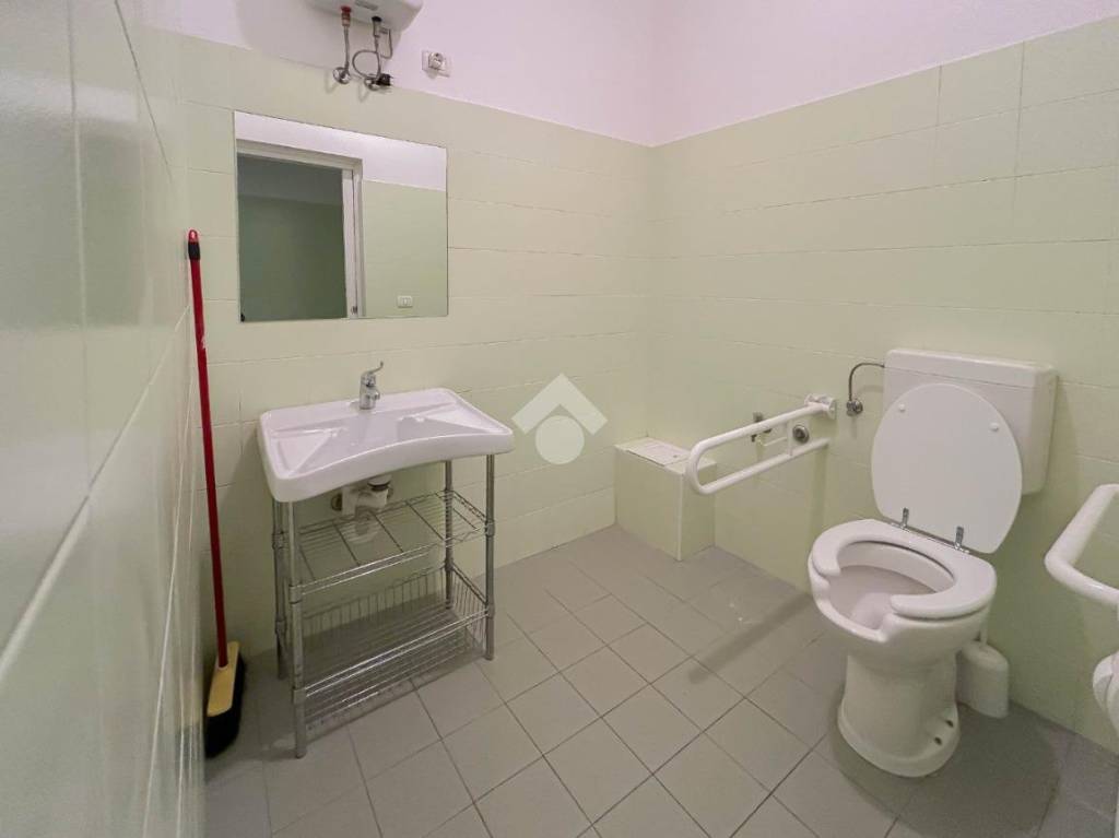 immagine annuncio 12 di 13