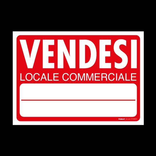 negozio in vendita a Massa in zona Romagnano