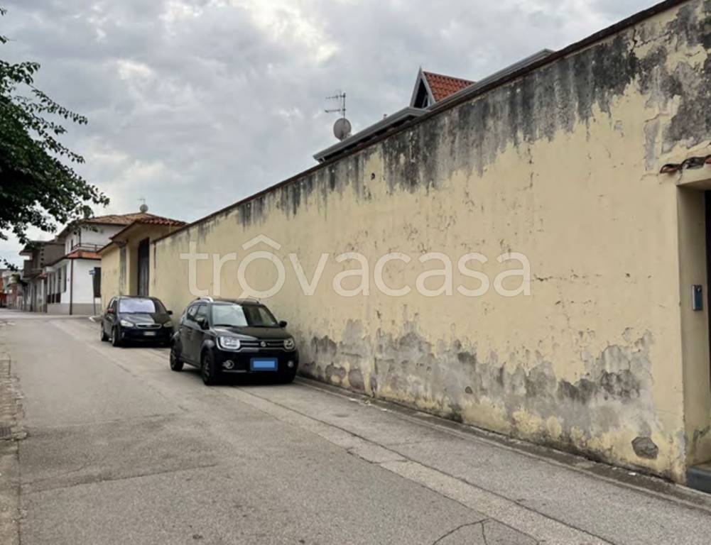 immagine annuncio 1 di 14