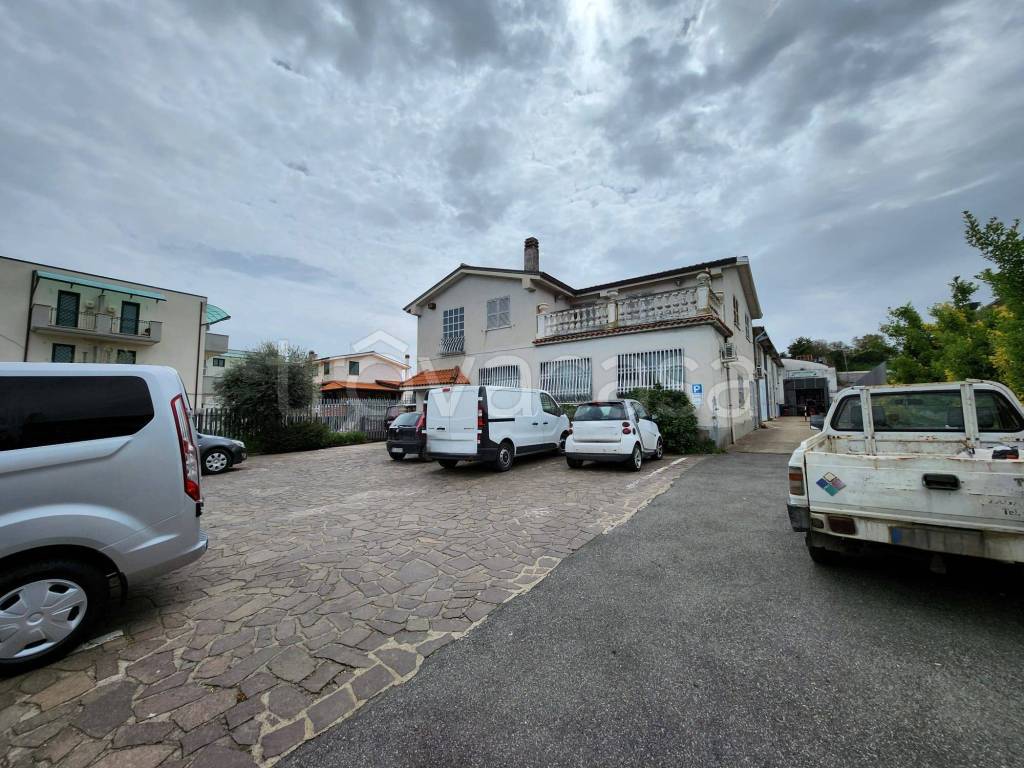 immagine annuncio 1 di 4