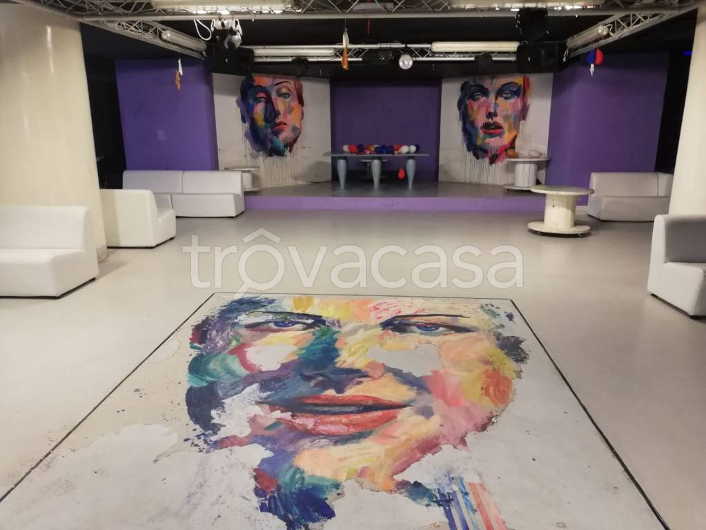 immagine annuncio 1 di 8