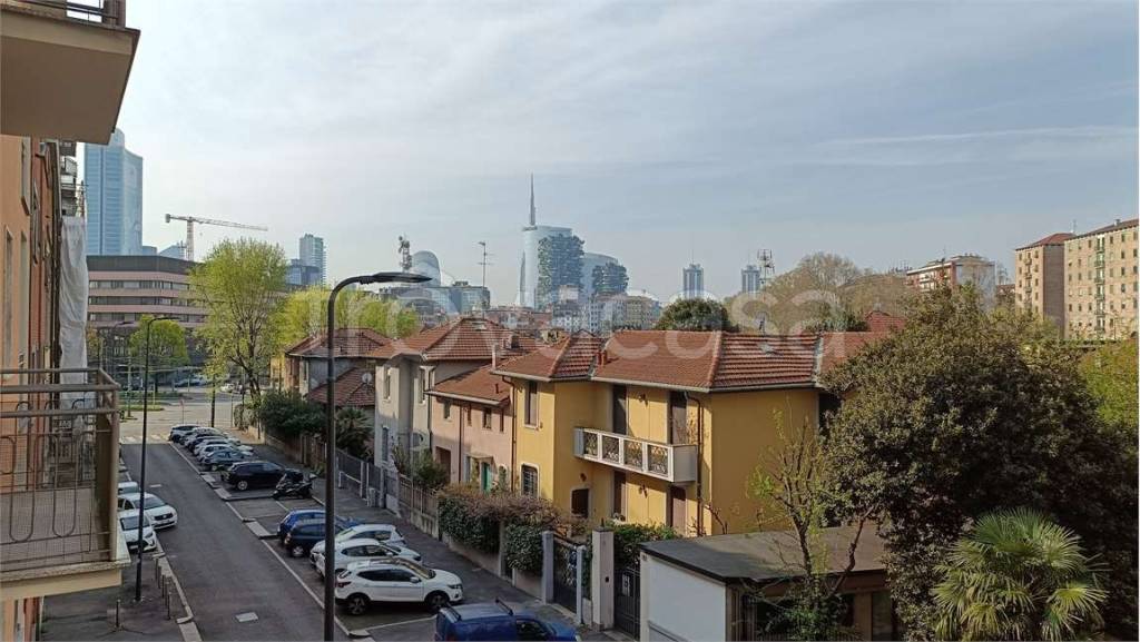 immagine annuncio 11 di 12