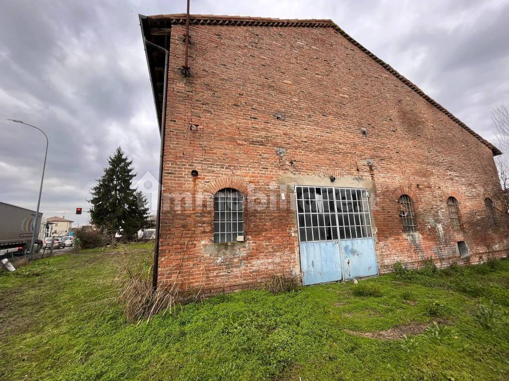 immagine annuncio 1 di 15