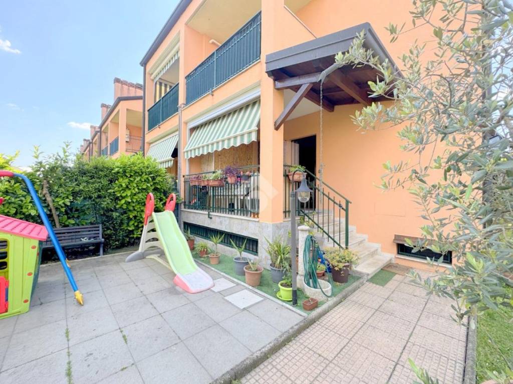 immagine annuncio 1 di 15