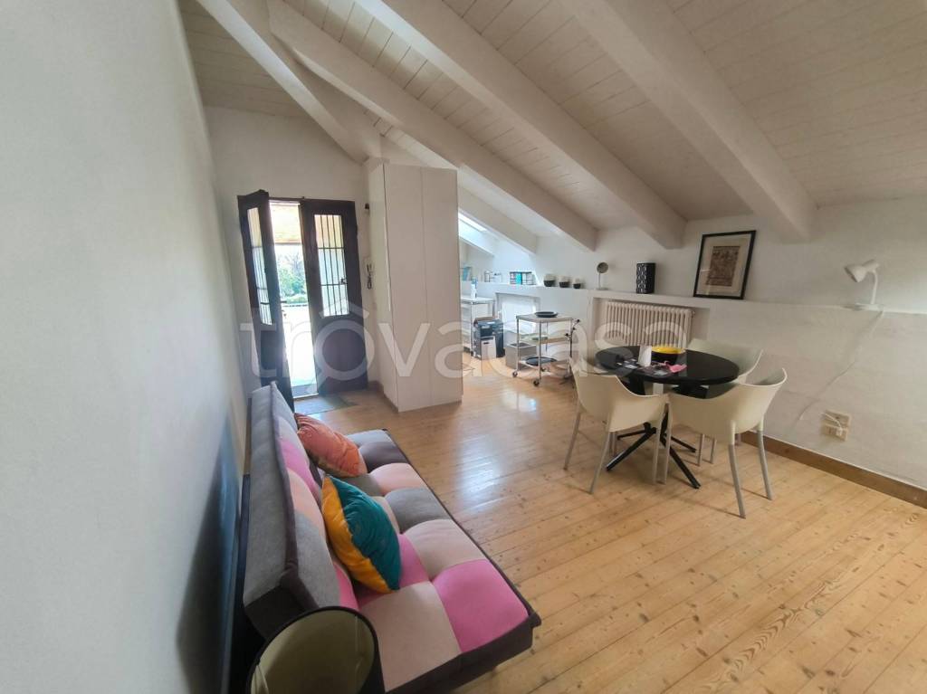 immagine annuncio 1 di 11