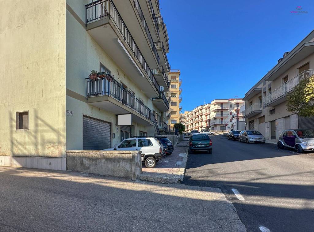 immagine annuncio 12 di 13