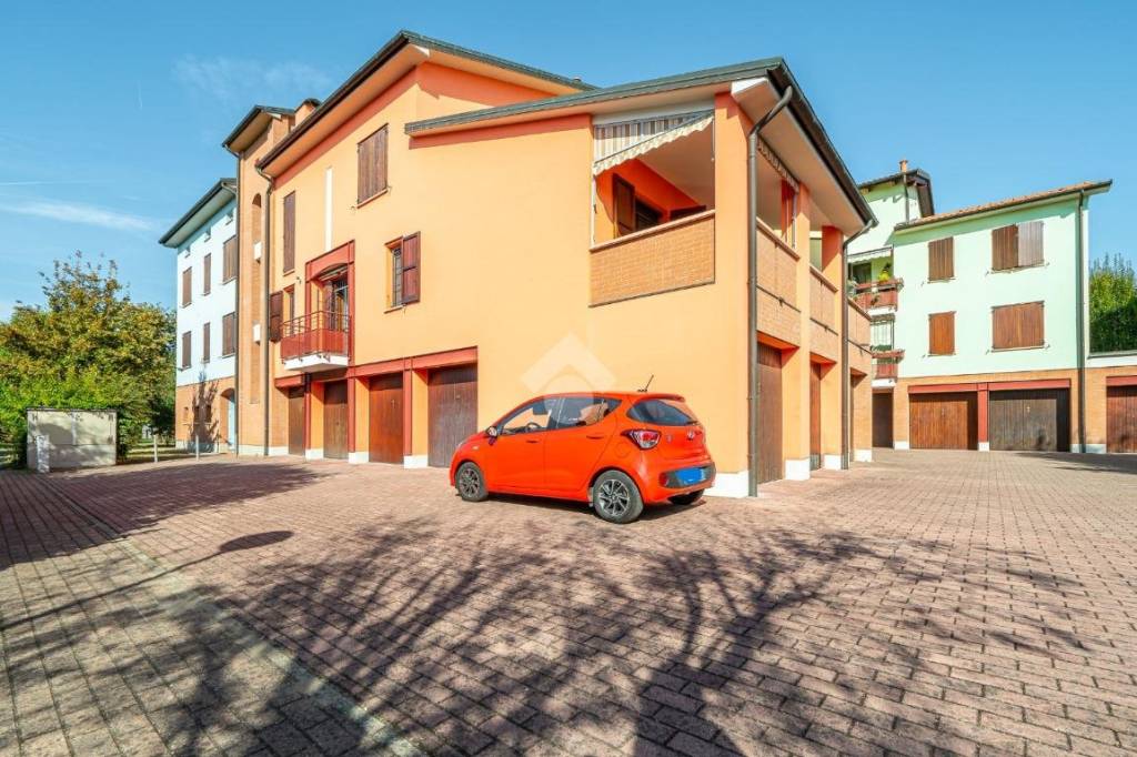 immagine annuncio 1 di 15