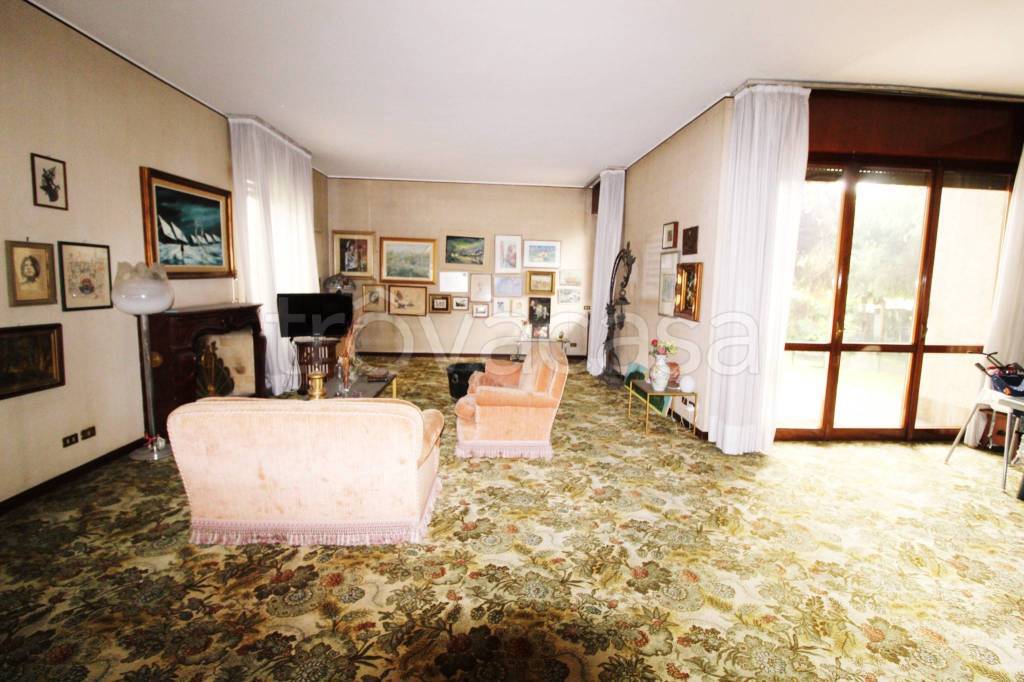immagine annuncio 1 di 12