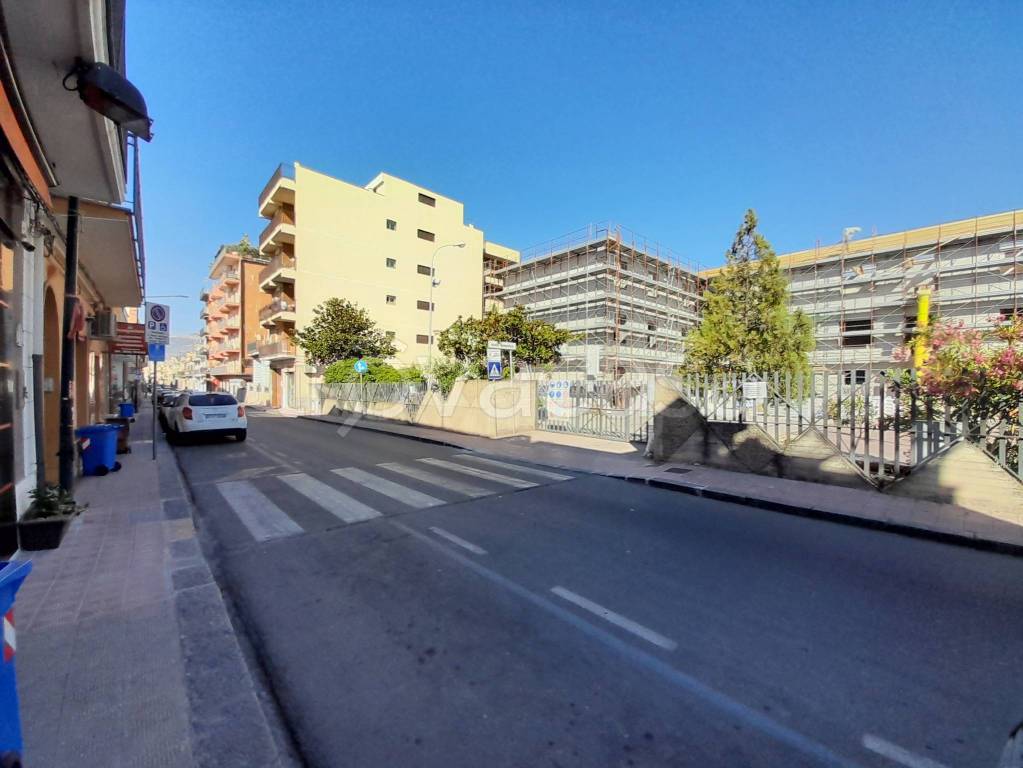 immagine annuncio 11 di 12
