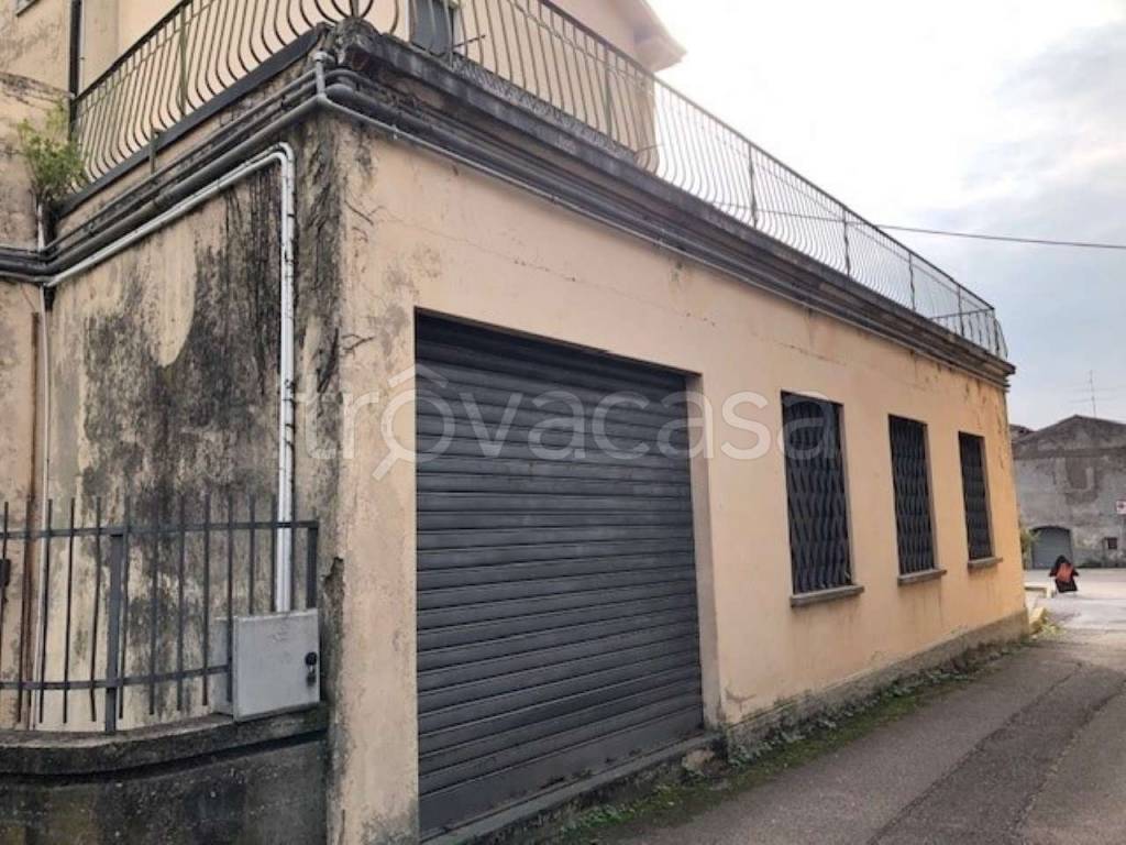 immagine annuncio 2 di 13