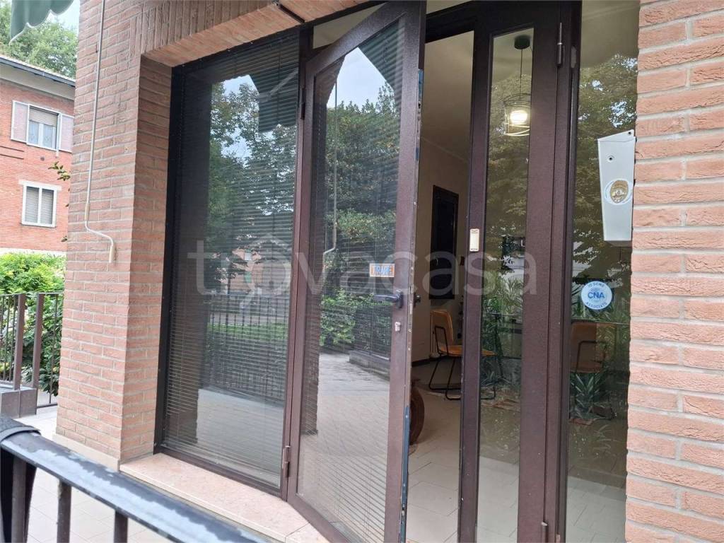 immagine annuncio 1 di 8