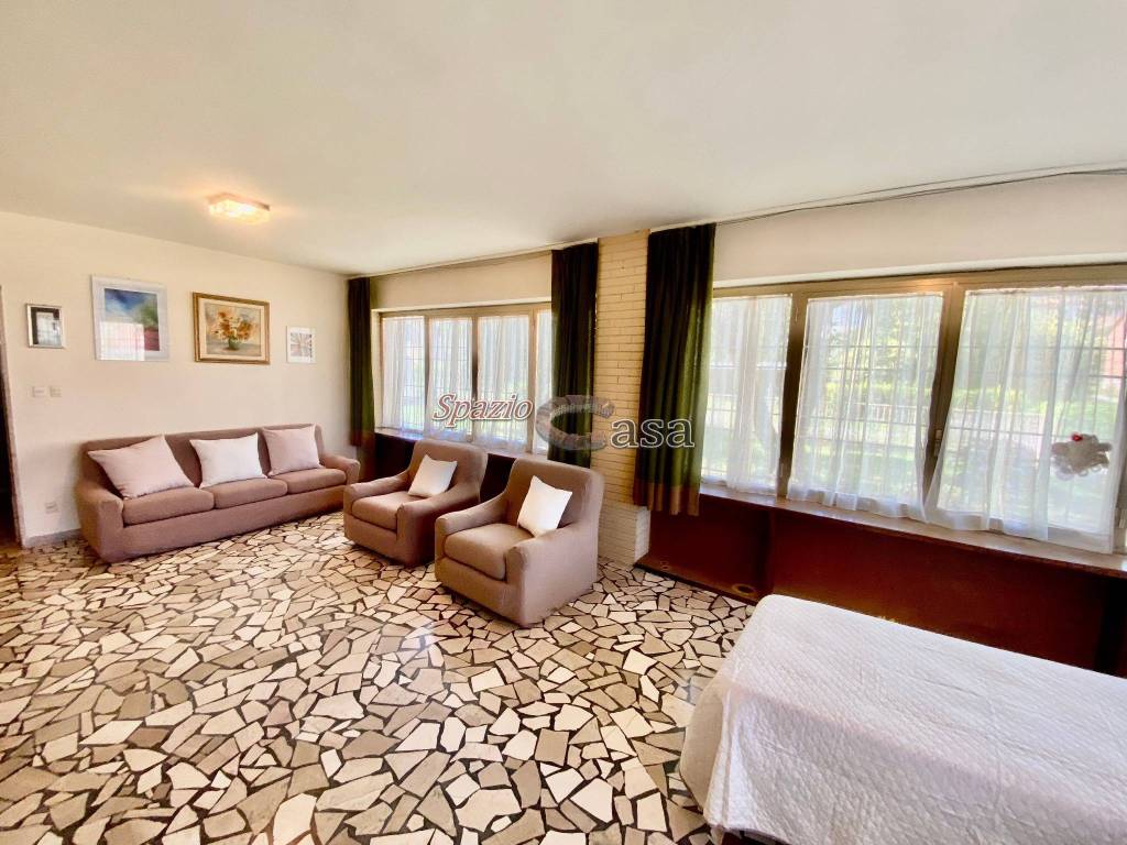 immagine annuncio 2 di 13