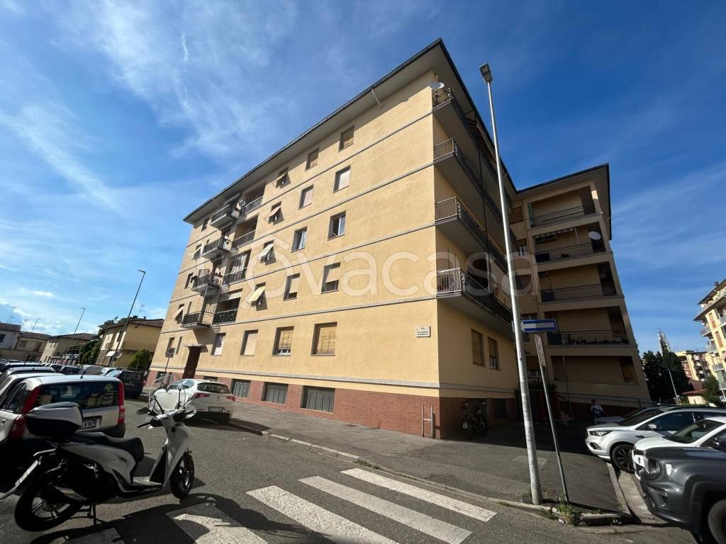 immagine annuncio 1 di 8