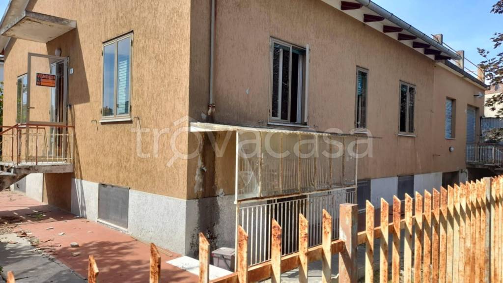 immagine annuncio 1 di 8
