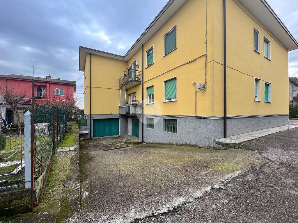 immagine annuncio 1 di 12