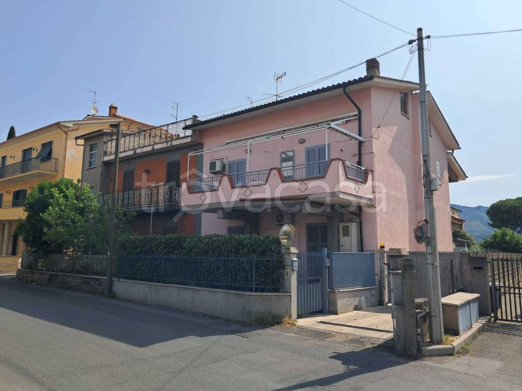 appartamento in vendita a Guidonia Montecelio in zona Villanova