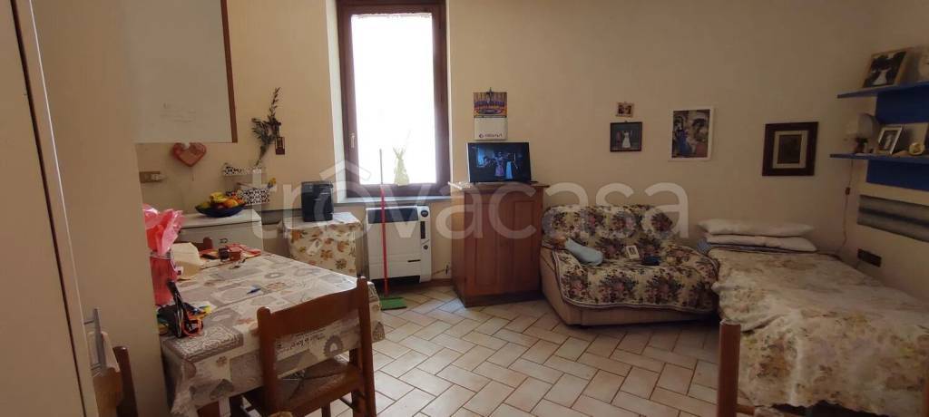 immagine annuncio 5 di 8
