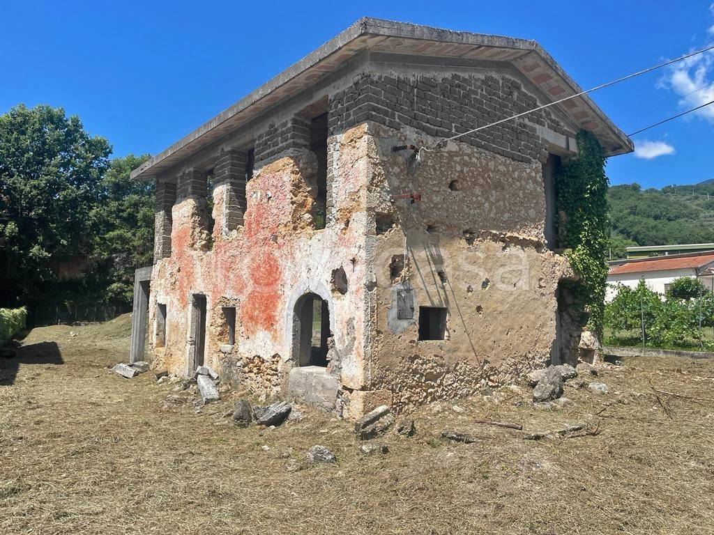 casa indipendente in vendita a Sora