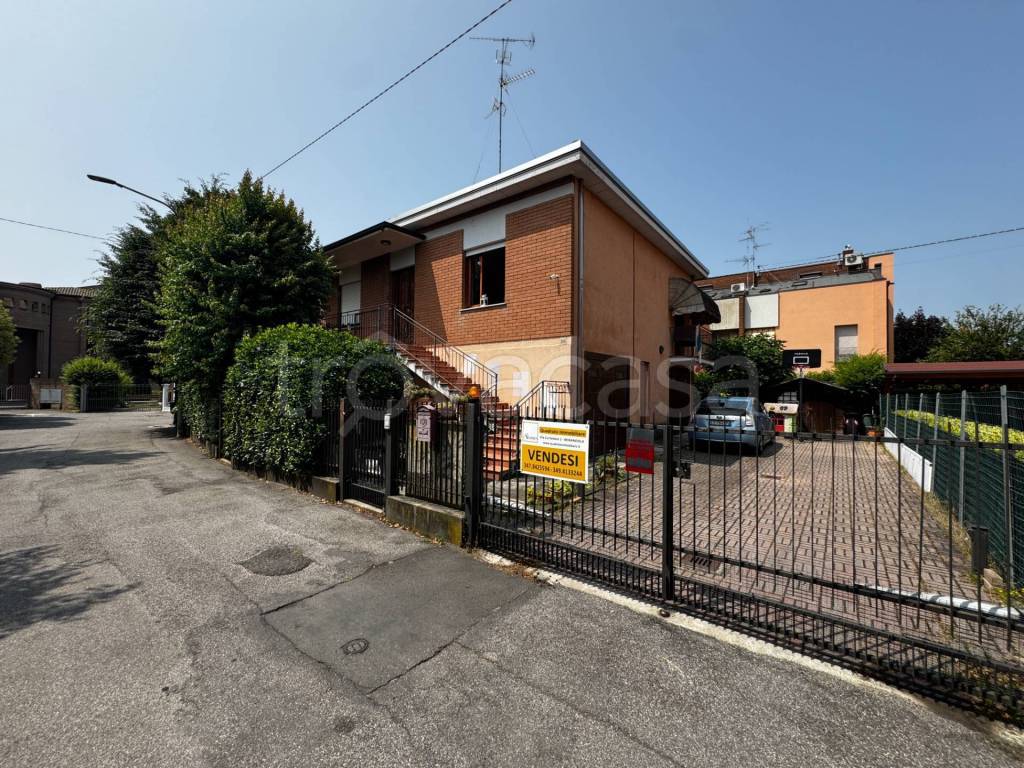immagine annuncio 1 di 15