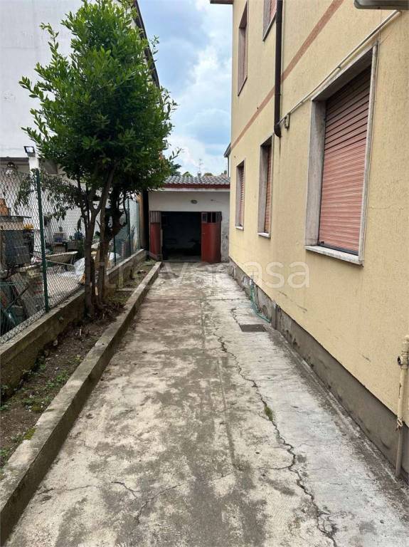 immagine annuncio 2 di 8