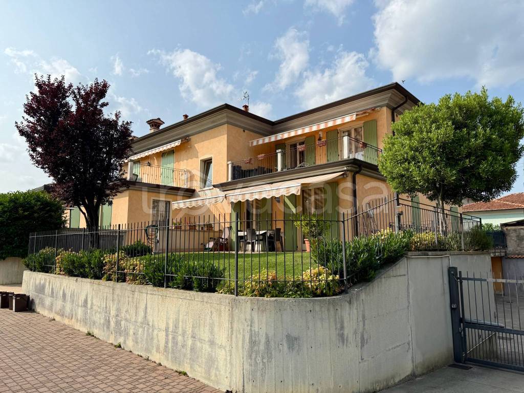 immagine annuncio 1 di 15