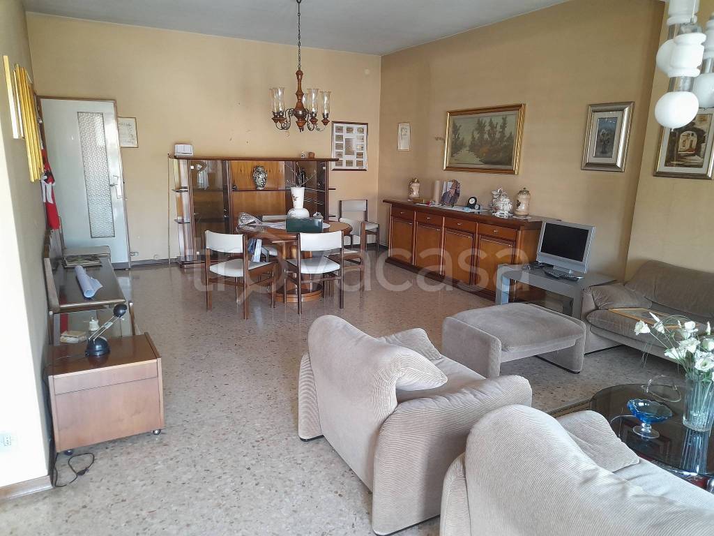 immagine annuncio 1 di 6
